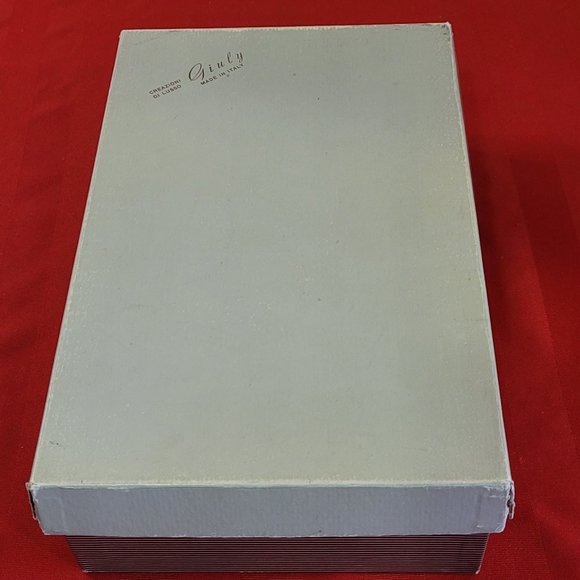 GENTLY USED, VINTAGE, GIULY, LADY'S ITALIAN SHOES, SIZE 5 & 1/2!!! - Picture 8 of 8